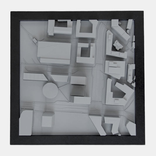 KVADRAT 4. Cityskulptur 3D, POINT HYLLIE, längd 25 cm, bredd 25 cm, höjd 12 cm inklusive ram.